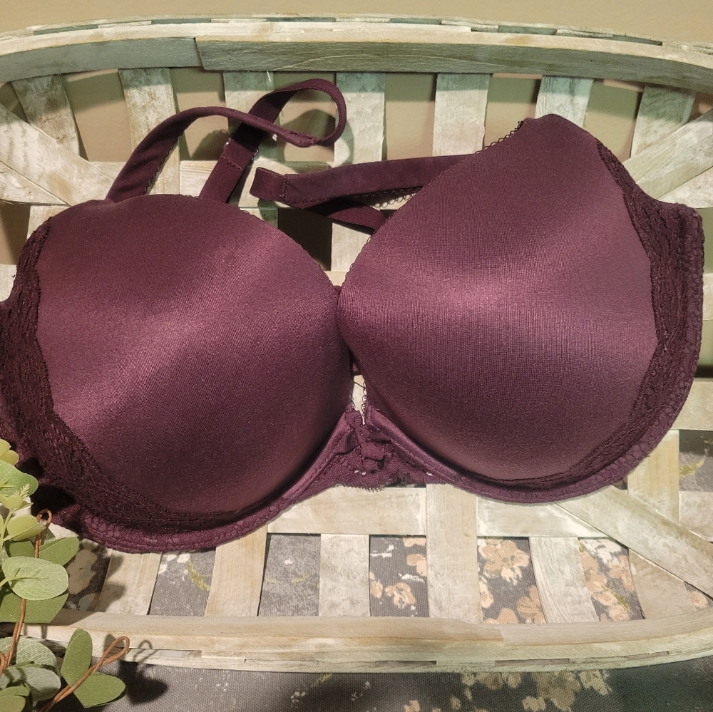 Victoria's Secret Body By Victoria Push Up Bra